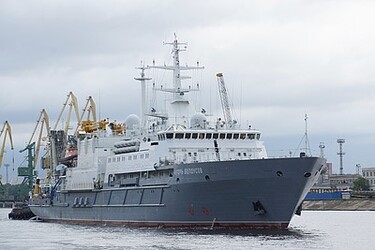 Флот России получает корабль-спасатель для оказания помощи под водой на больших глубинах