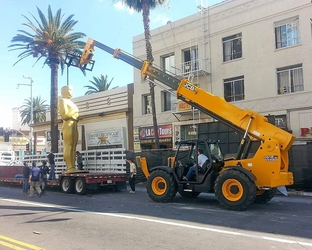 JCB Loadall получил признание в Голливуде