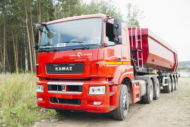 ГК «КАМАЗ – ЛИЗИНГ» передала 20 седельных тягачей КАМАЗ-65806 для строительства автомагистрали М-11.