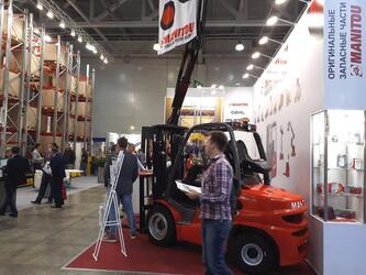 Складская техника Manitouна CeMATRussia 2017