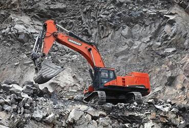 Doosan DX800LC-5B – модель вашего успеха.