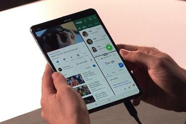 Выход нового Samsung Galaxy Fold отложен