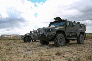 Защищенный автомобиль К-53949 «Тайфун» на войсковых испытаниях в Туве