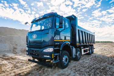 FAW представит на COMTRANS 2019 новые кран-манипулятор и мультилифт 