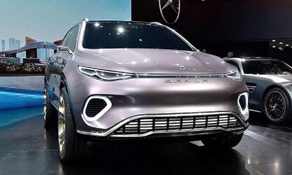 Компания Mercedes-Benz представила электрический кроссовер Denza X 