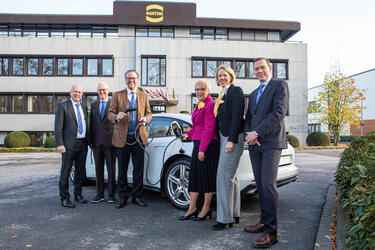 Компания HARTING Technology Group - хорошие показатели  