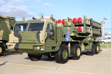 Первую ЗРС С-350 «Витязь» передали Минобороны