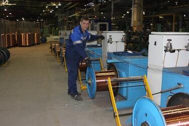 Томский «Сибкабель» установил новые высокоскоростные крутильные машины