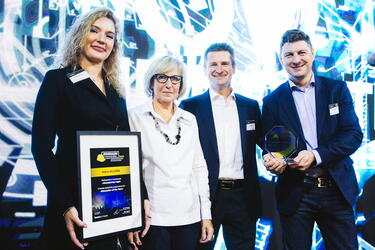 Volvo EC220DL стал экскаватором года по версии премии  «Инновации в строительной технике в России»