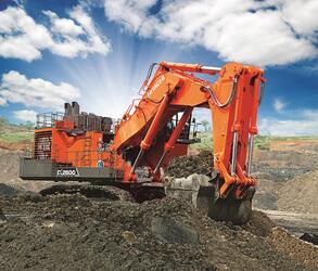 В России начались продажи новой модели горного экскаватора Hitachi EX2600-7