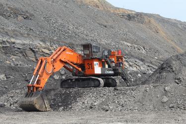 Первый в России экскаватор Hitachi ЕХ2600-7 приступил к работе в Кузбассе