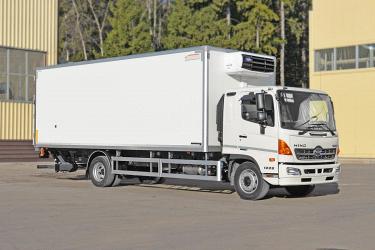 Рефрижератор с грузоподъемным бортом на базе HINO 500