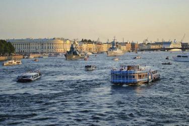 ГТЛК, СНСЗ и «Нева Тревел» подписали договор о строительстве шести катамаранов