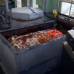 Услуги по термообработке металлов, нормализация, отжиг, химико-термическая обработка, азотирование Услуги по термообработке металлов, нормализация, отжиг, химико-термическая обработка, азотирование