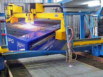 Быстро и качественно оказываем услуги по резке металла Быстро и качественно оказываем услуги по резке металла