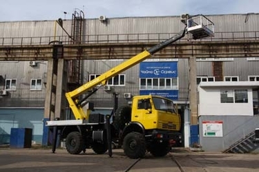 КАМАЗ-4326 с новым автогидроподъёмником Socage T322