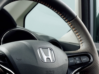 Honda представляет обновленные модели Fit Shuttle и Fit Shuttle Hybrid