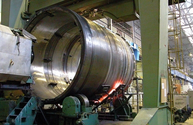 Ижорские заводы завершили изготовление реактора гидрокрекинга для НПЗ компании "Роснефть"