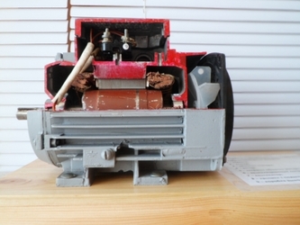 Начато производство учебных моделей в разрезе...