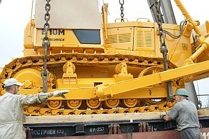Бульдозеры ЧТЗ помогут спасателям на Дальнем Востоке