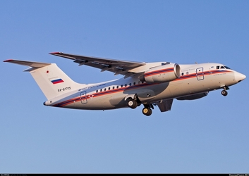 Объединенная авиастроительная корпорация передала МЧС России второй самолет Ан-148