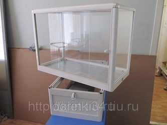 Бокс для продажи животных со съемным ящиком подогрева (В620*Ш700*Г300мм).