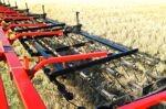 Бороны средние пружинные Bourgault модели 6000